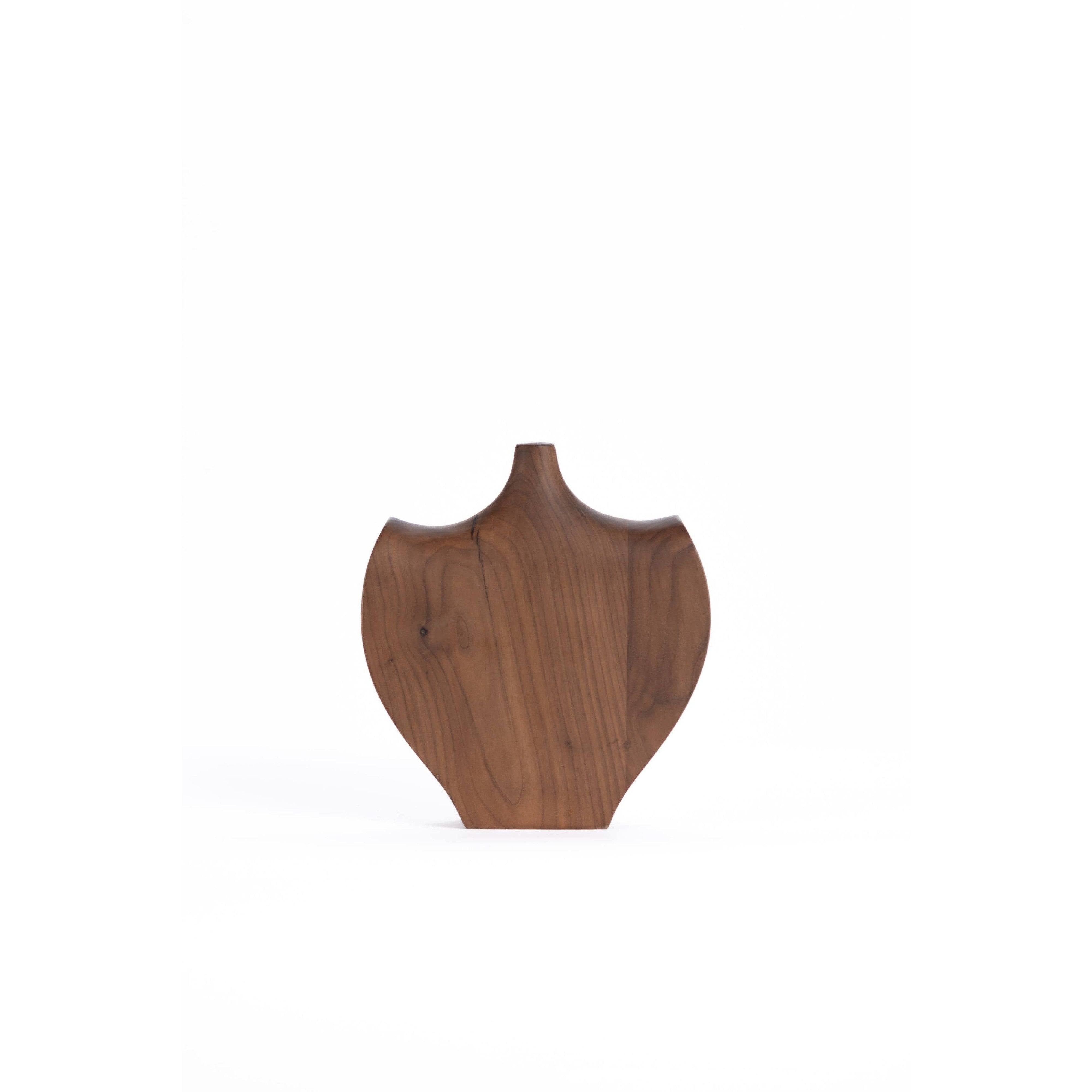 Hydria Wood Vase-flitch and grain