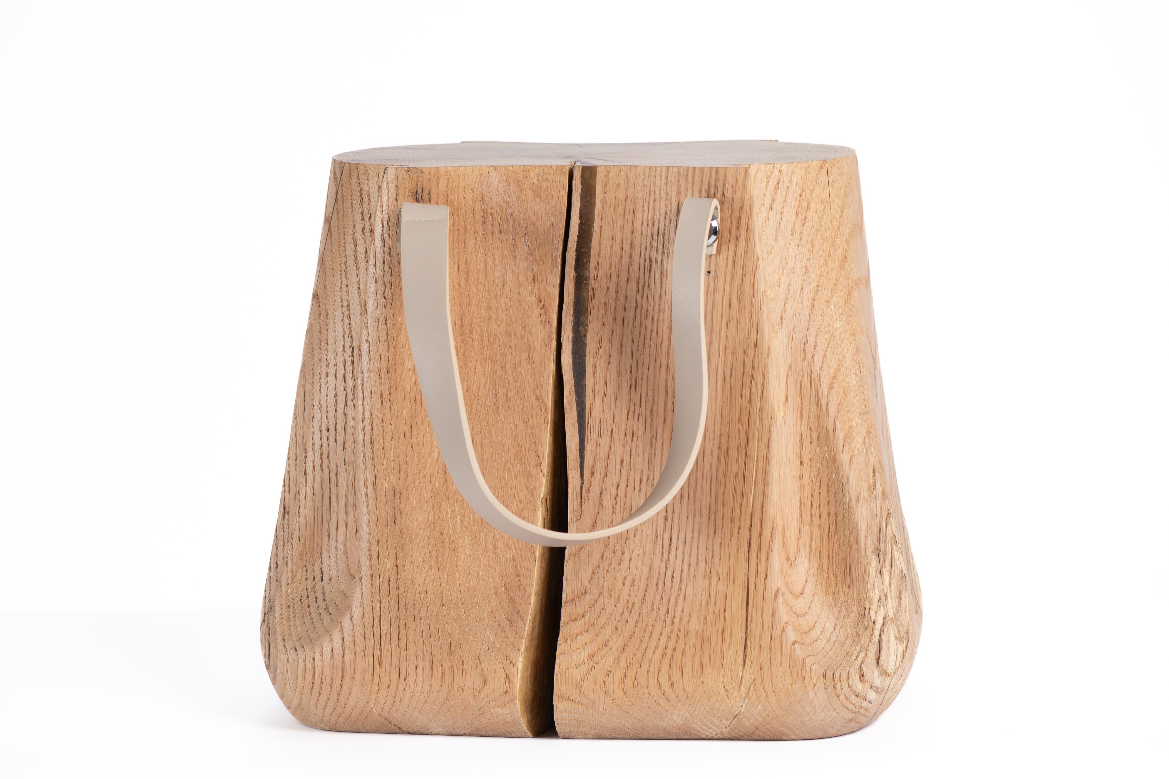 مزهرية خشبية على شكل دمعة