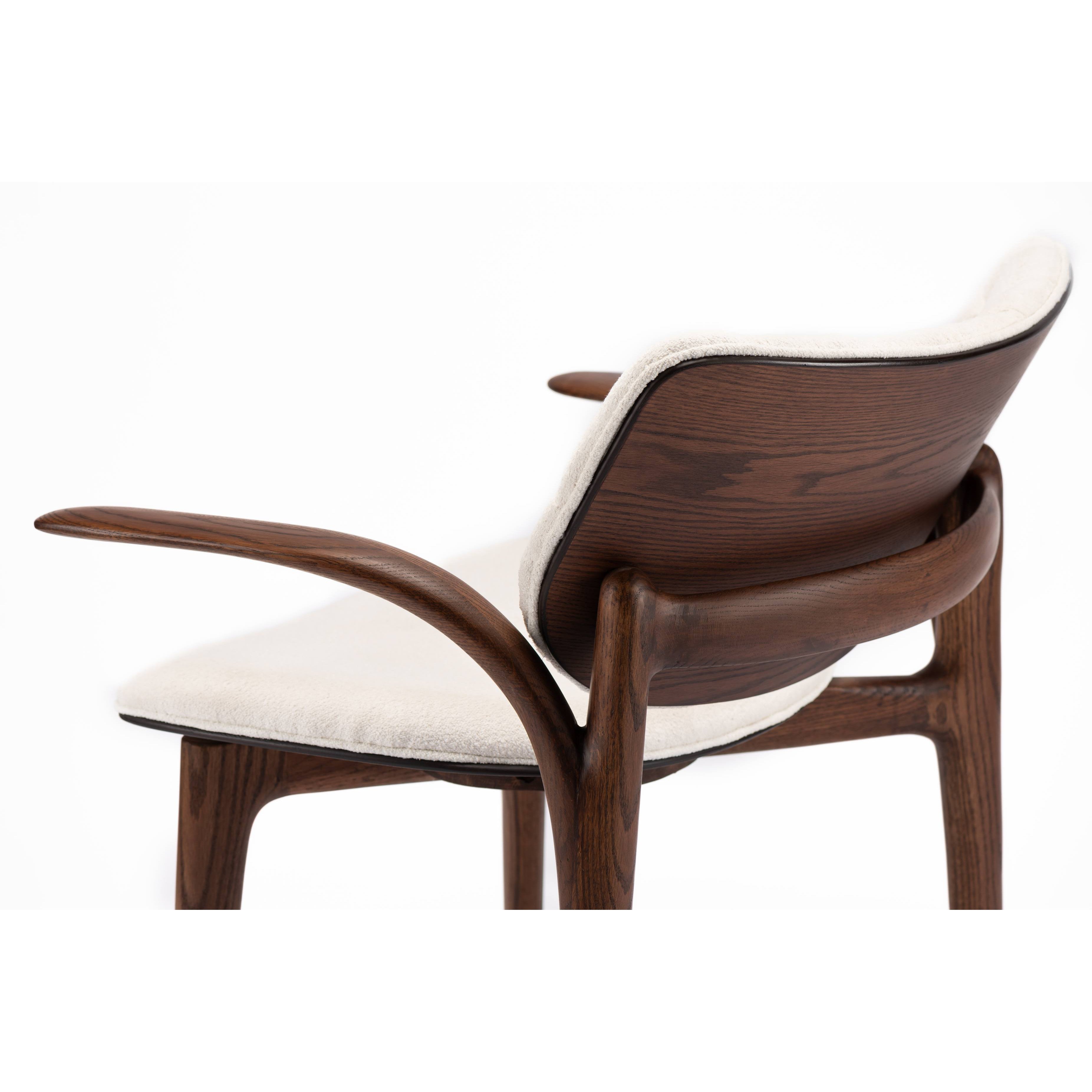 Remi Arm Chair-flitch and grain