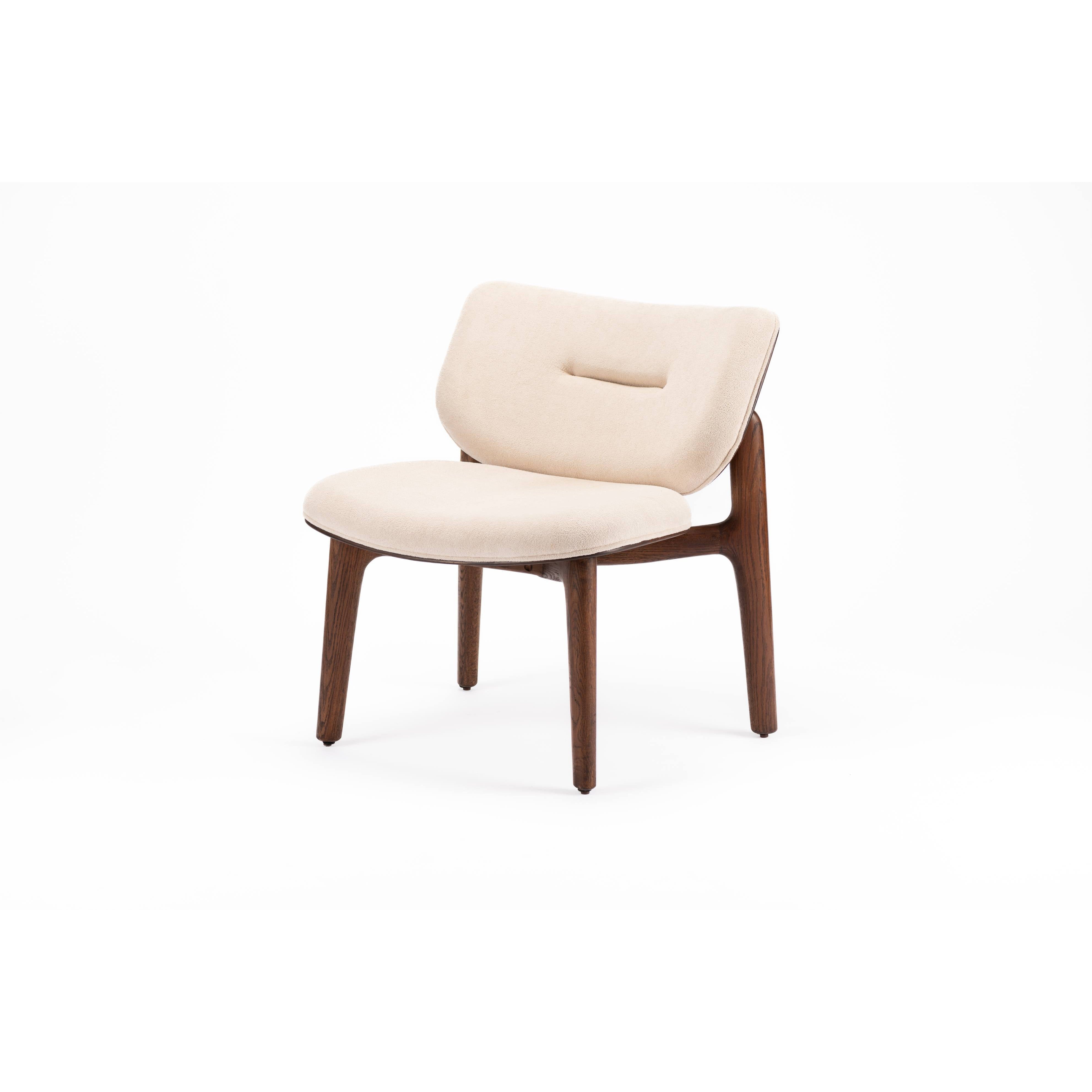 Remi Armless Chair-flitch and grain