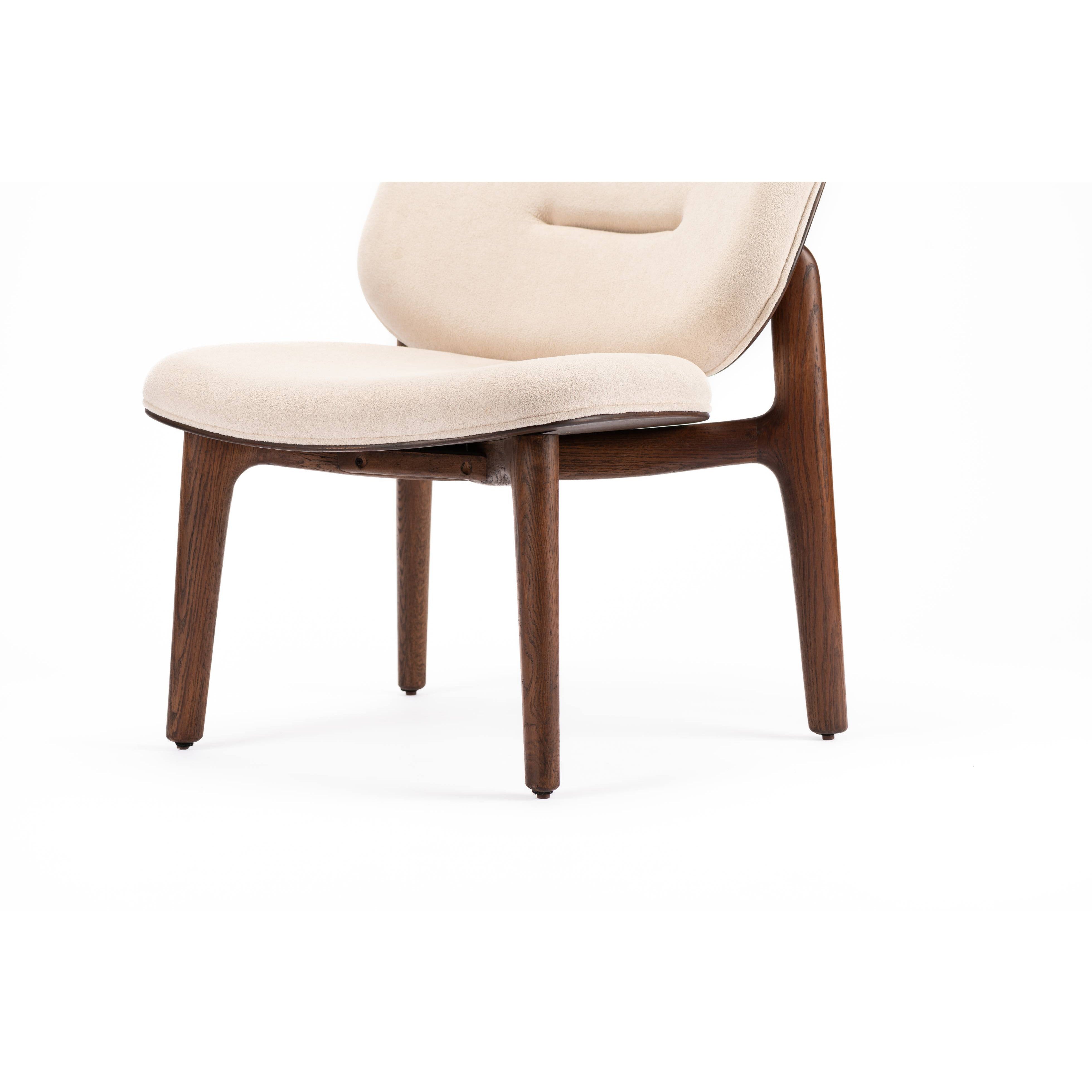 Remi Armless Chair-flitch and grain