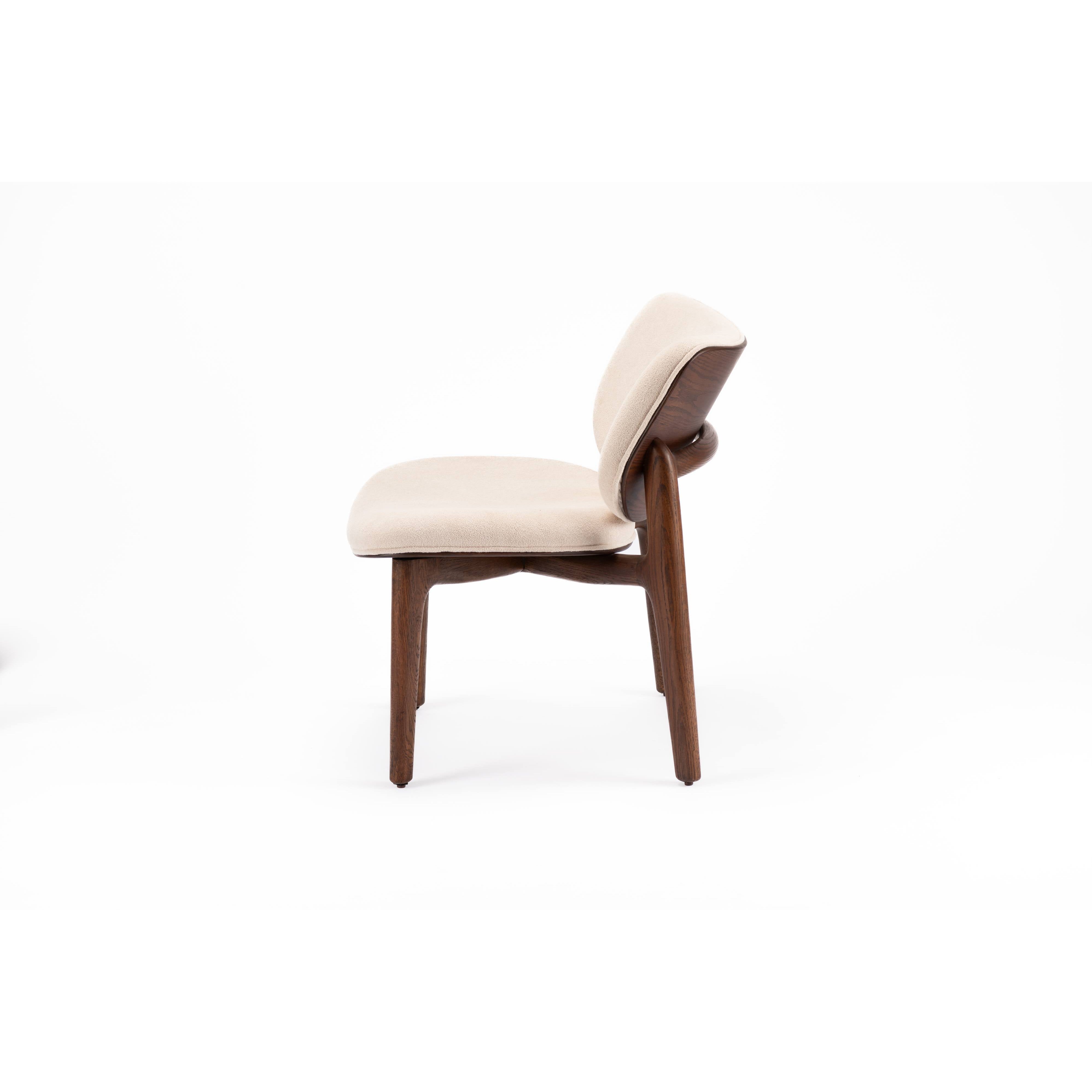 Remi Armless Chair-flitch and grain