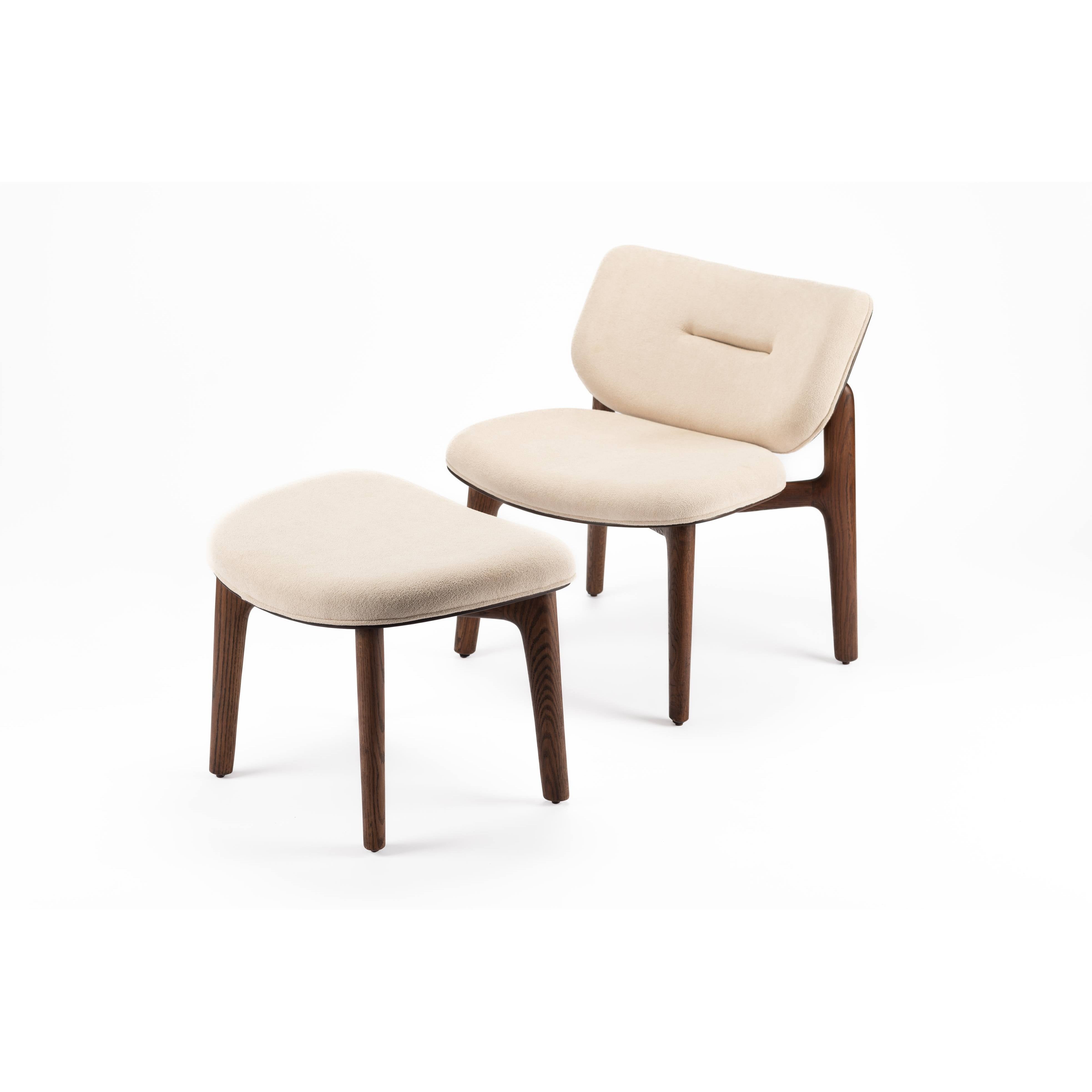 Remi Armless Chair-flitch and grain