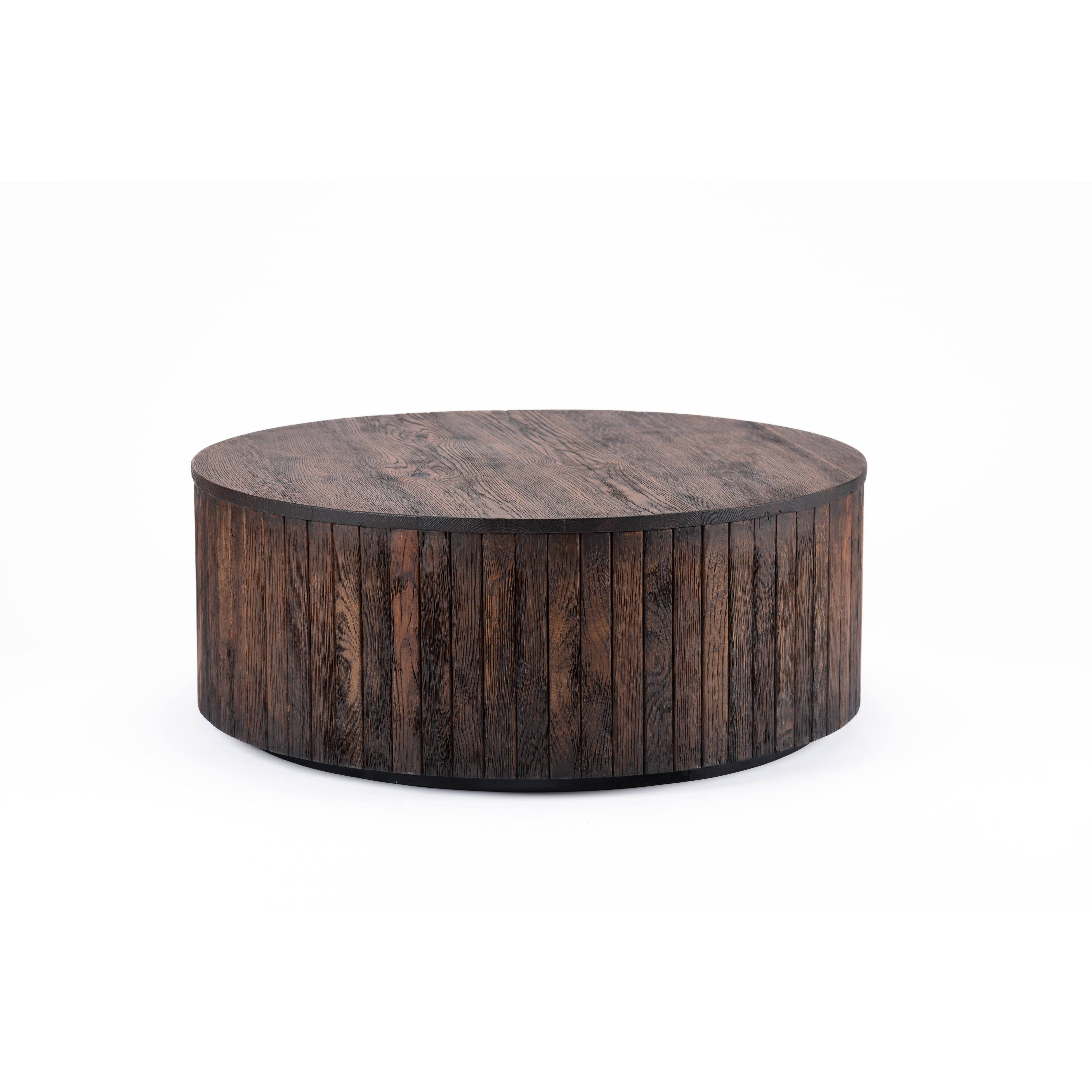 Round Reclaimed coffee table-flitch and grain