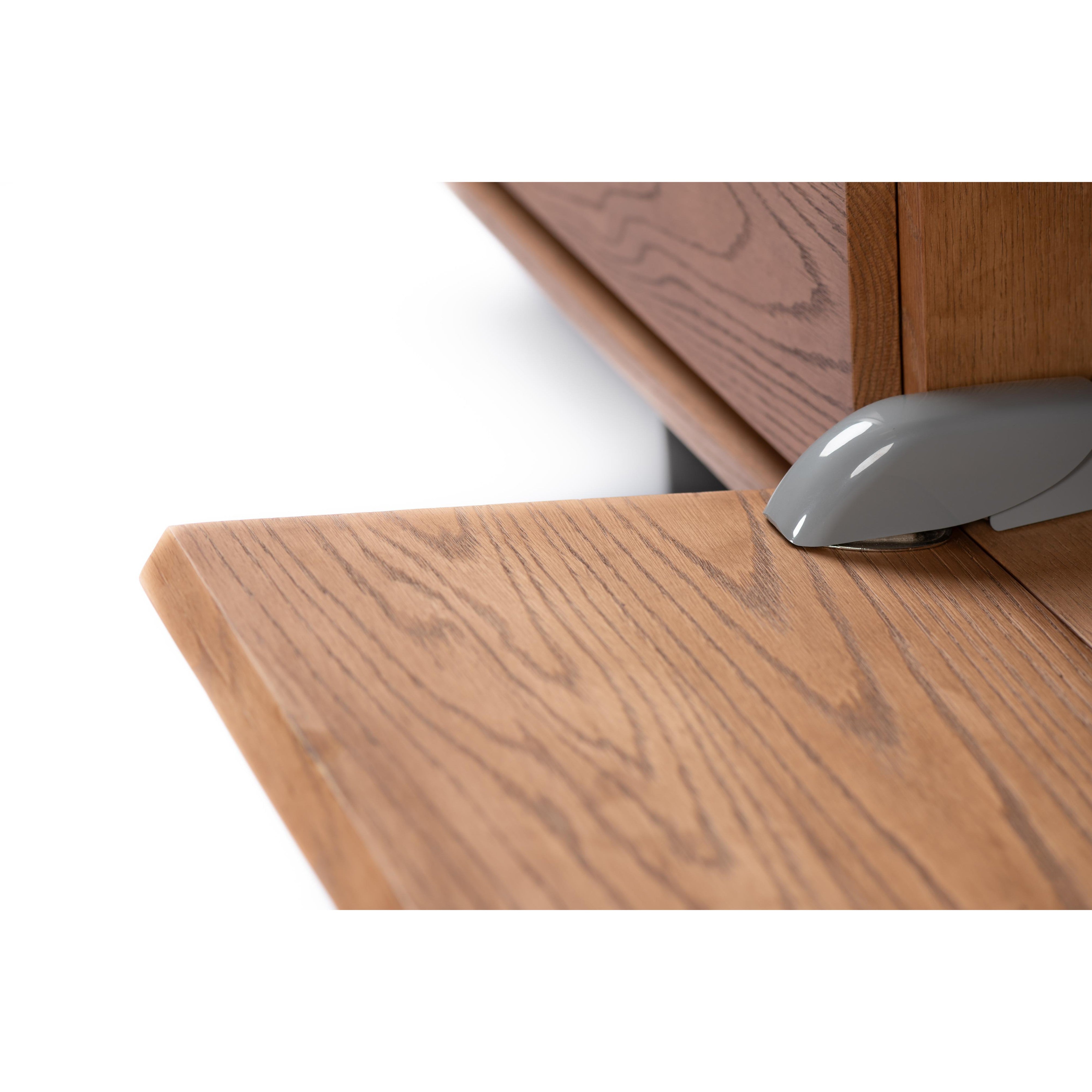 Tv unit-flitch and grain