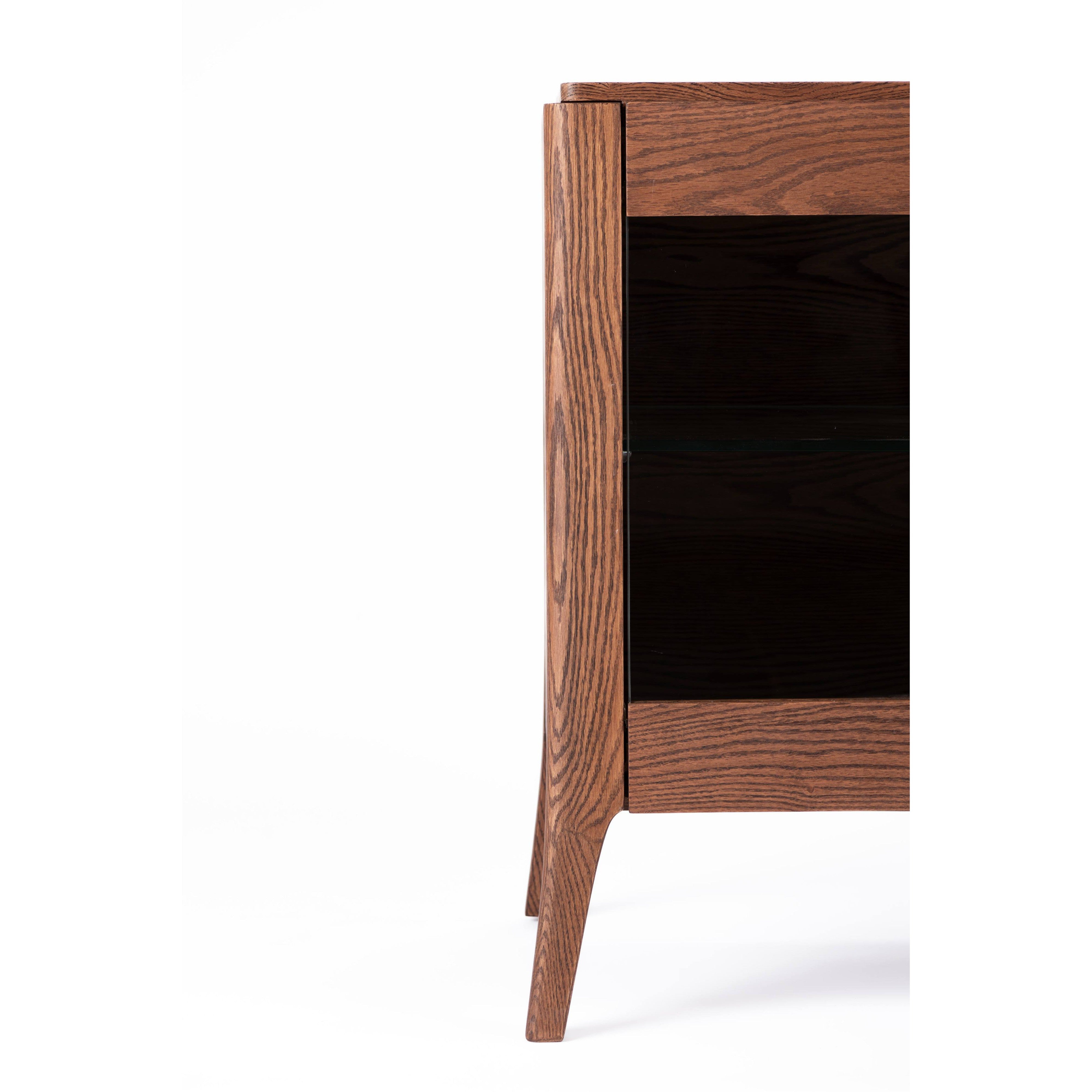 Linea Buffet-flitch and grain