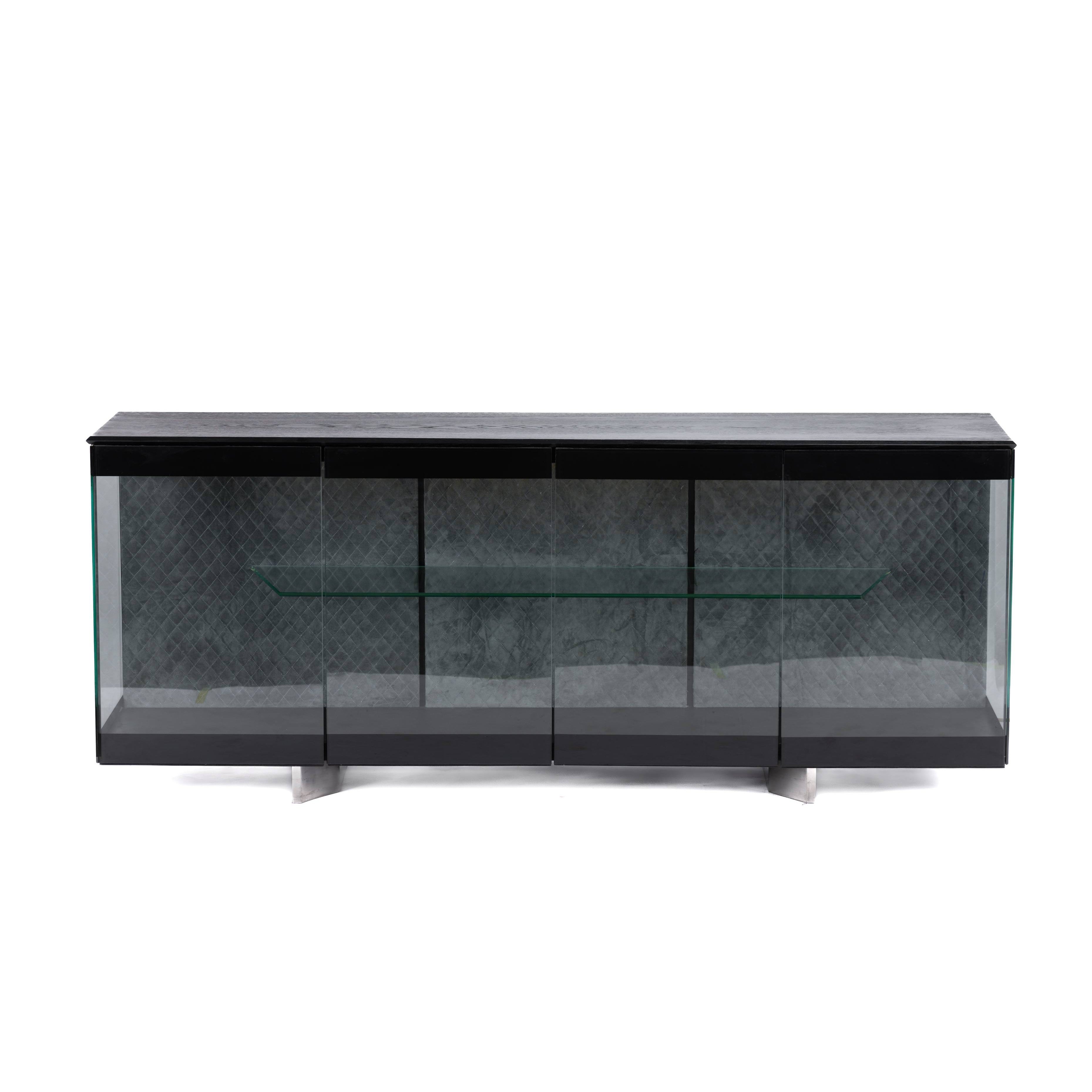 Glass buffet-flitch and grain