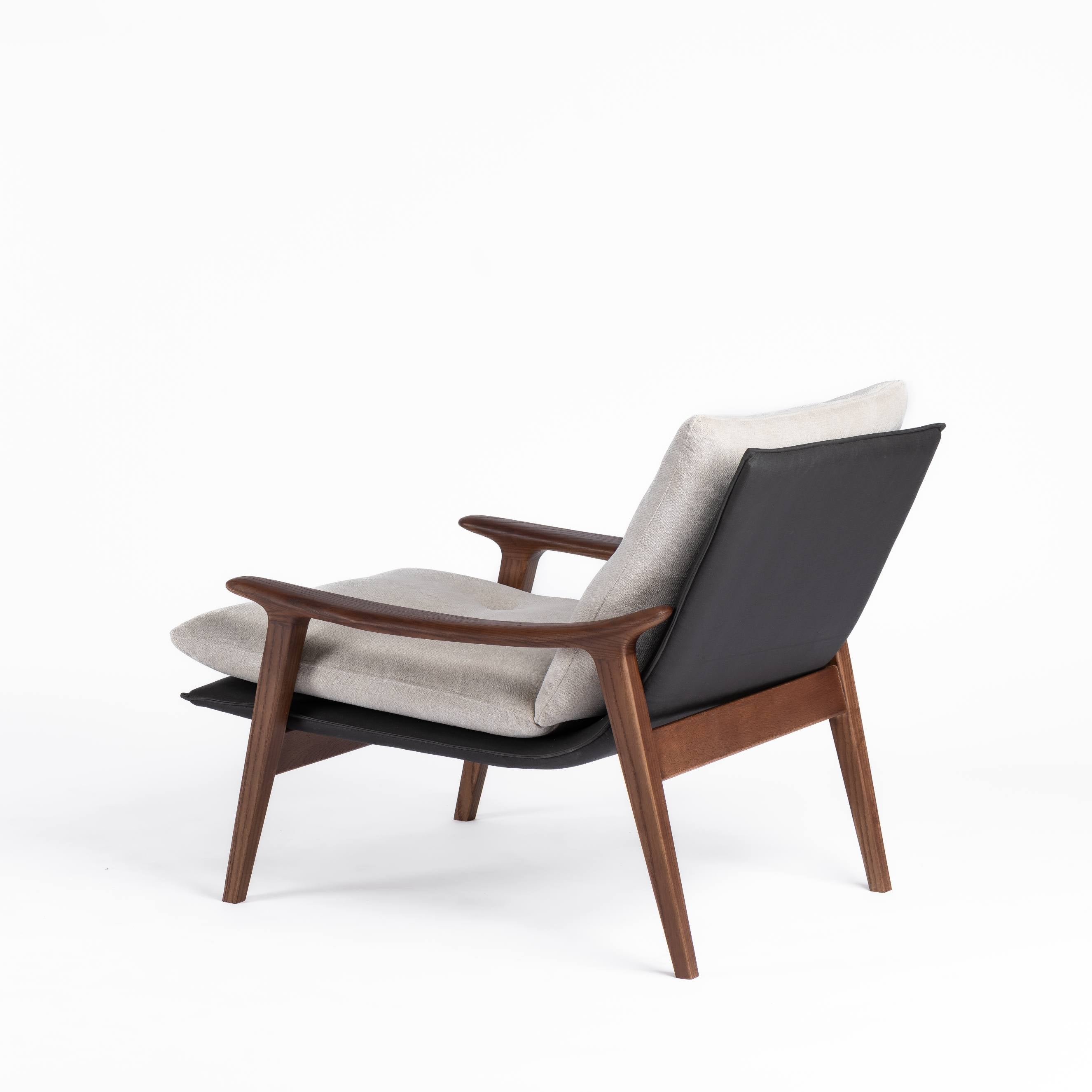 Lacoste Leather Arm Chair-flitch and grain