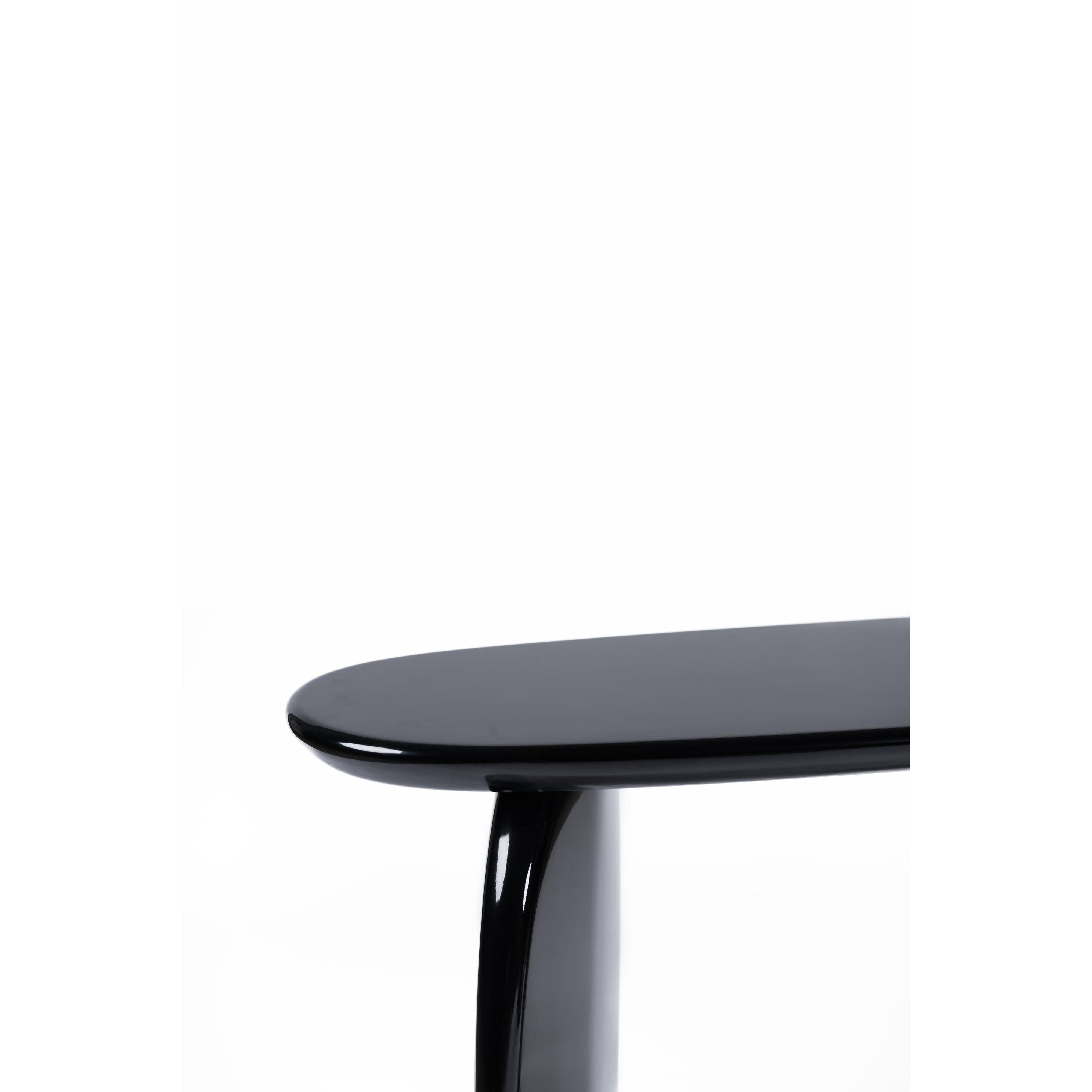 Leaf Console-flitch and grain