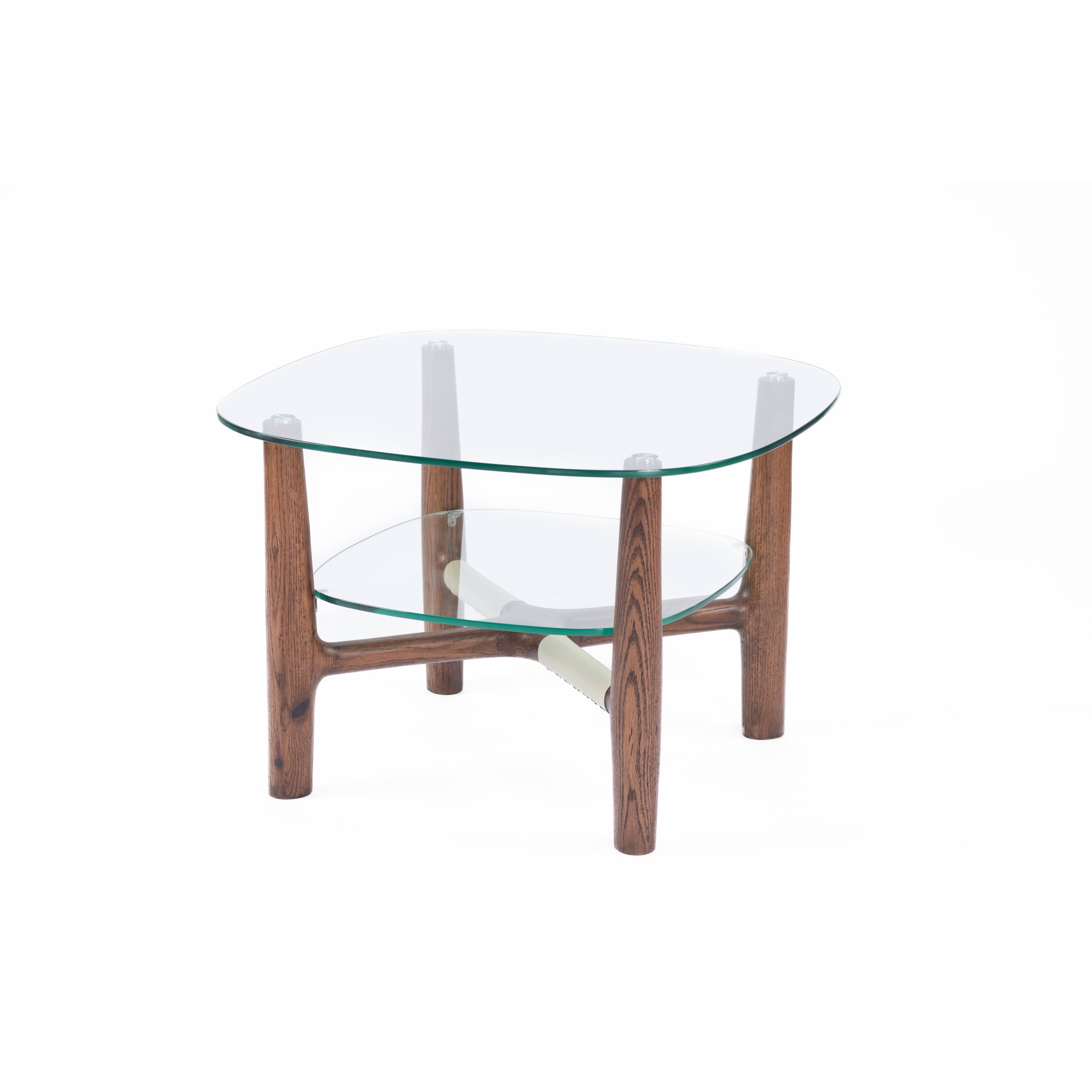 Alma Side Table-flitch and grain