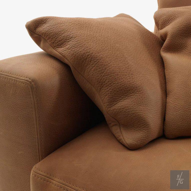 أريكة تتريس