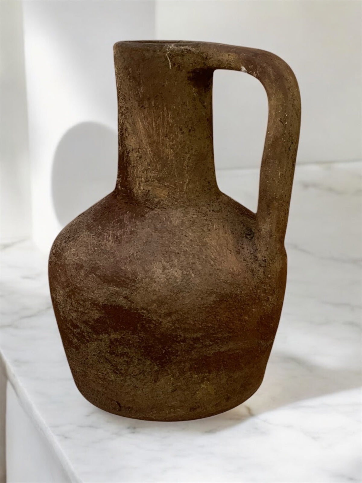 Artistic vase