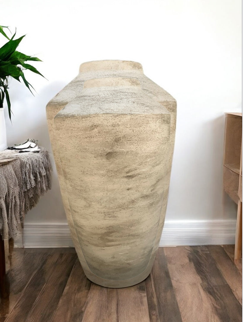 Stone mist vase